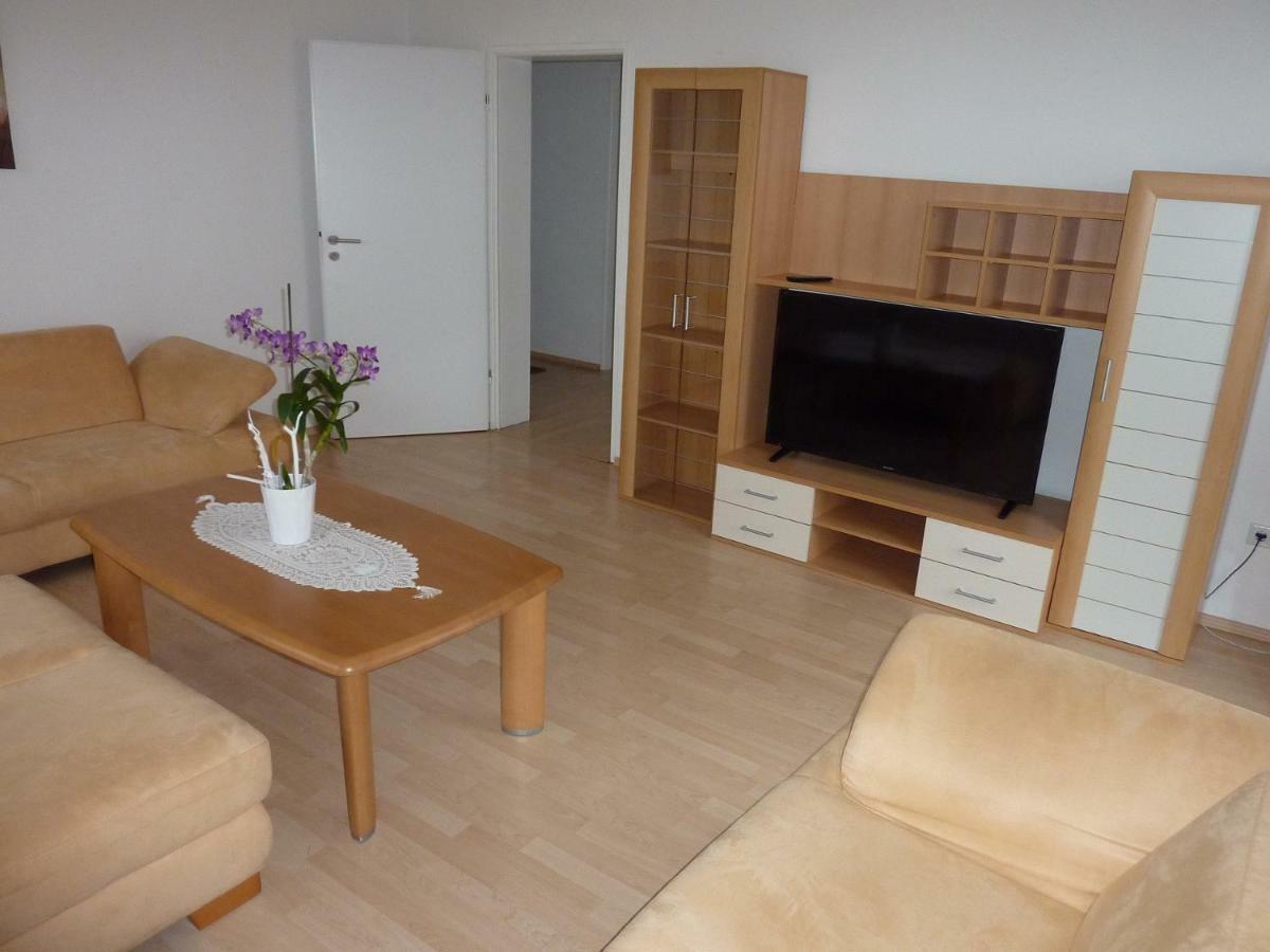 Ferienwohnung Landwehr Großostheim Екстериор снимка